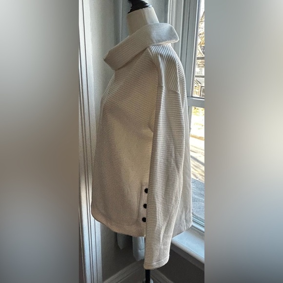 07 - Side med, Joe, fresh cream colour long sleeve - Picture 4 of 8